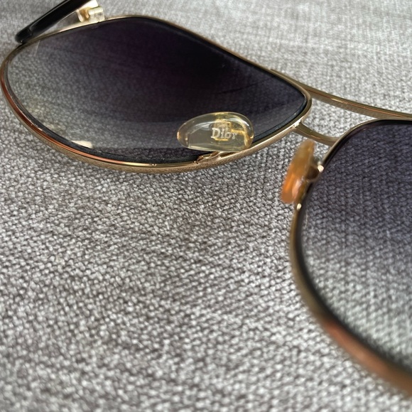 CHRISTIAN DIOR gradient aviator sunnies - Picture 8 of 12